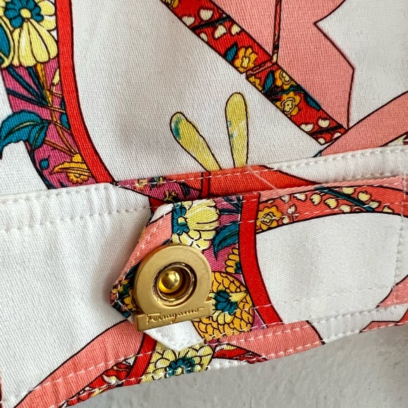 Salvatore Ferragamo white and orange jacket with a zipper - Picture 9 of 11